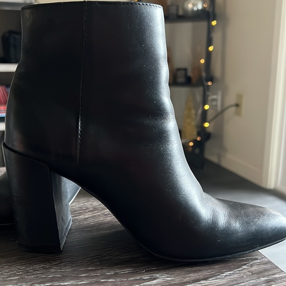 Fergie Black Boots - Picture 2 of 6